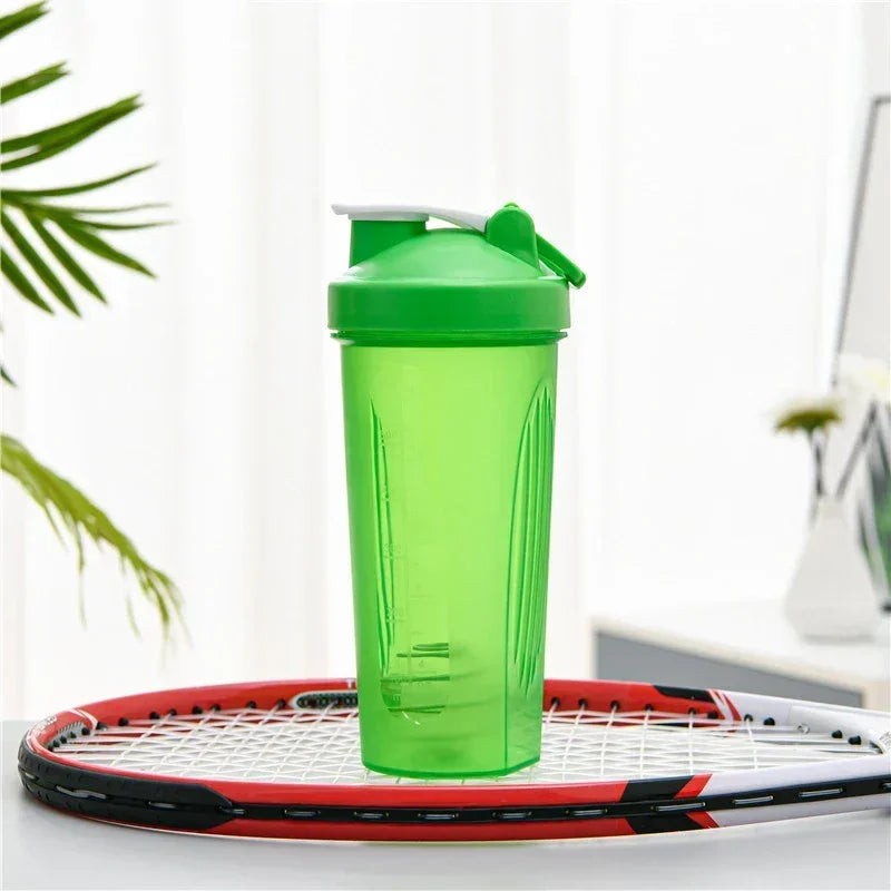 600ml Portable Protein Shaker with Scale