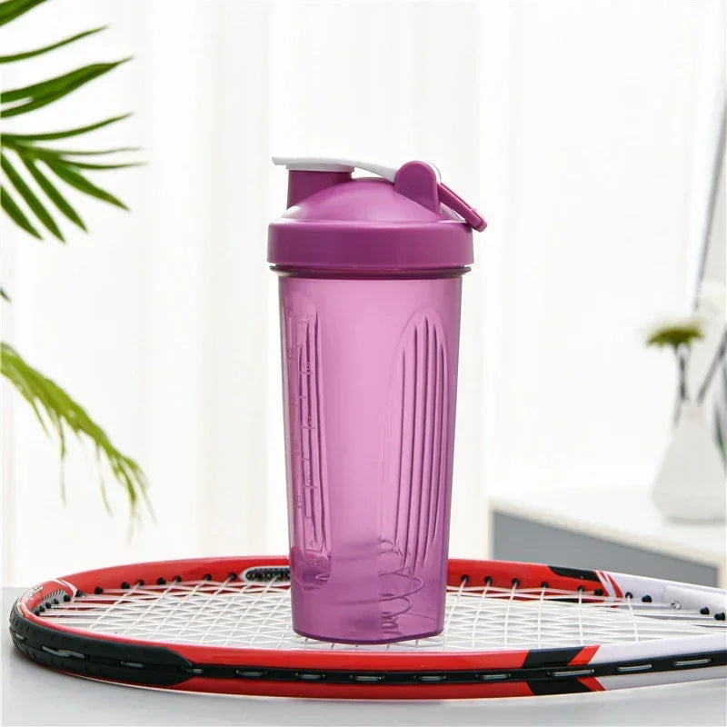600ml Portable Protein Shaker with Scale