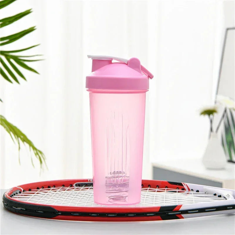 600ml Portable Protein Shaker with Scale